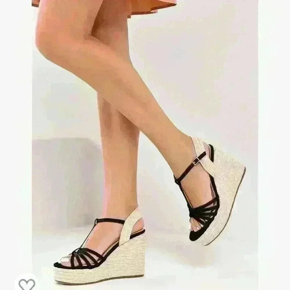 Women's Wedge Sandals LIMITED TIME OFFER - Picture 2 of 3